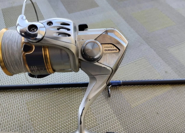 Спининг шимано нэксэйв с катушкой ексейдж