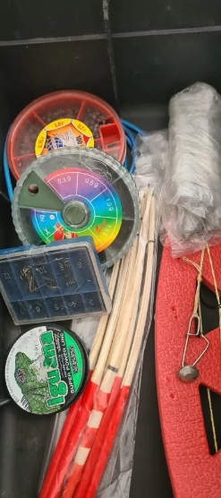 Ящик с снастями для рыбалки