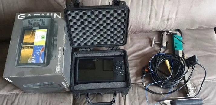 Эхолот Garmin striker plus 7sv