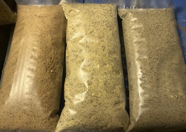 Прикормка для ловли рыбы универсальная