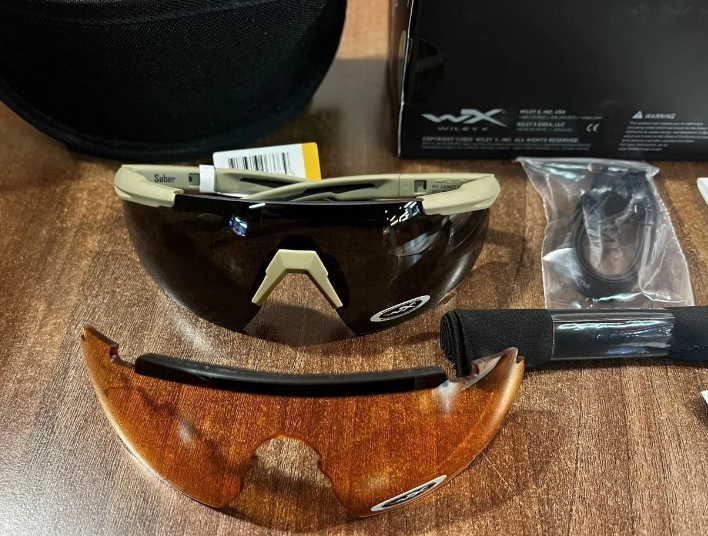 Очки поляризационные в кейсе