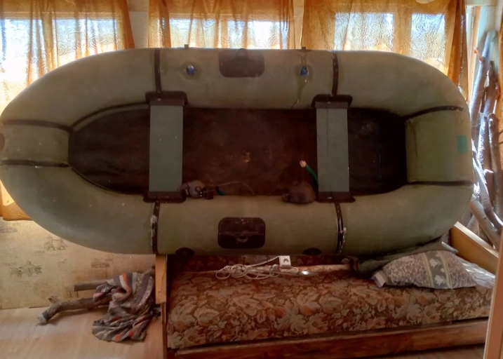 Лодка надувная двухместная бу