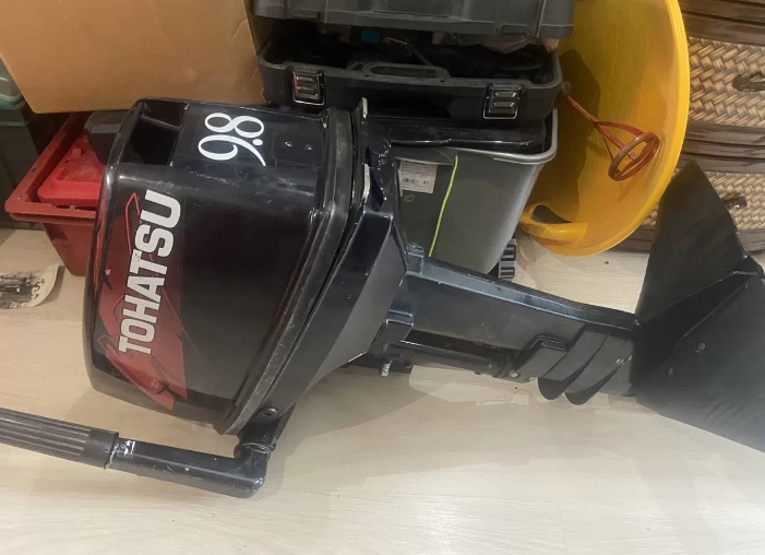 Лодочный мотор Tohatsu 9.8