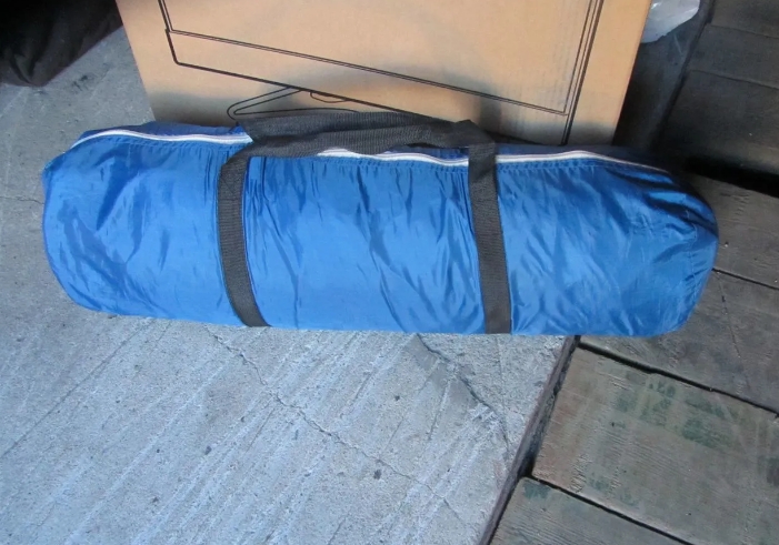 Палатка туристическая 4 местная из Финляндии