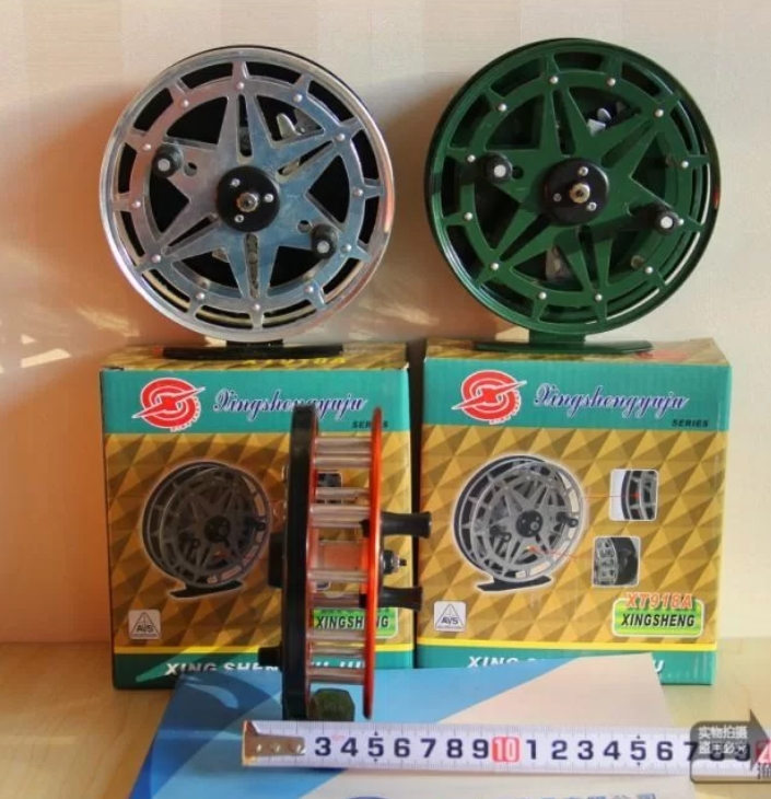 Катушка инерционная 2 подшипника XT918A серебро