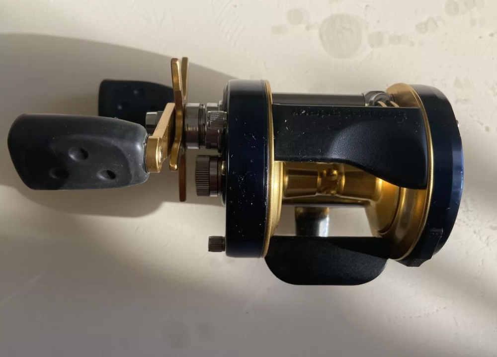 Мультипликаторная катушка abu garcia амбассадор