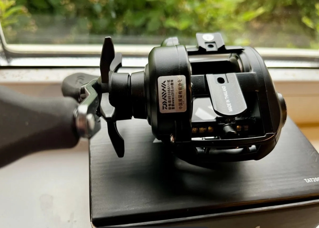 Катушка мультипликаторная Daiwa Tatula 200 HL