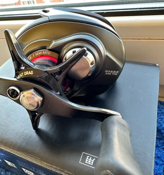 Daiwa 20 Stееz Аir ТW 500 HL