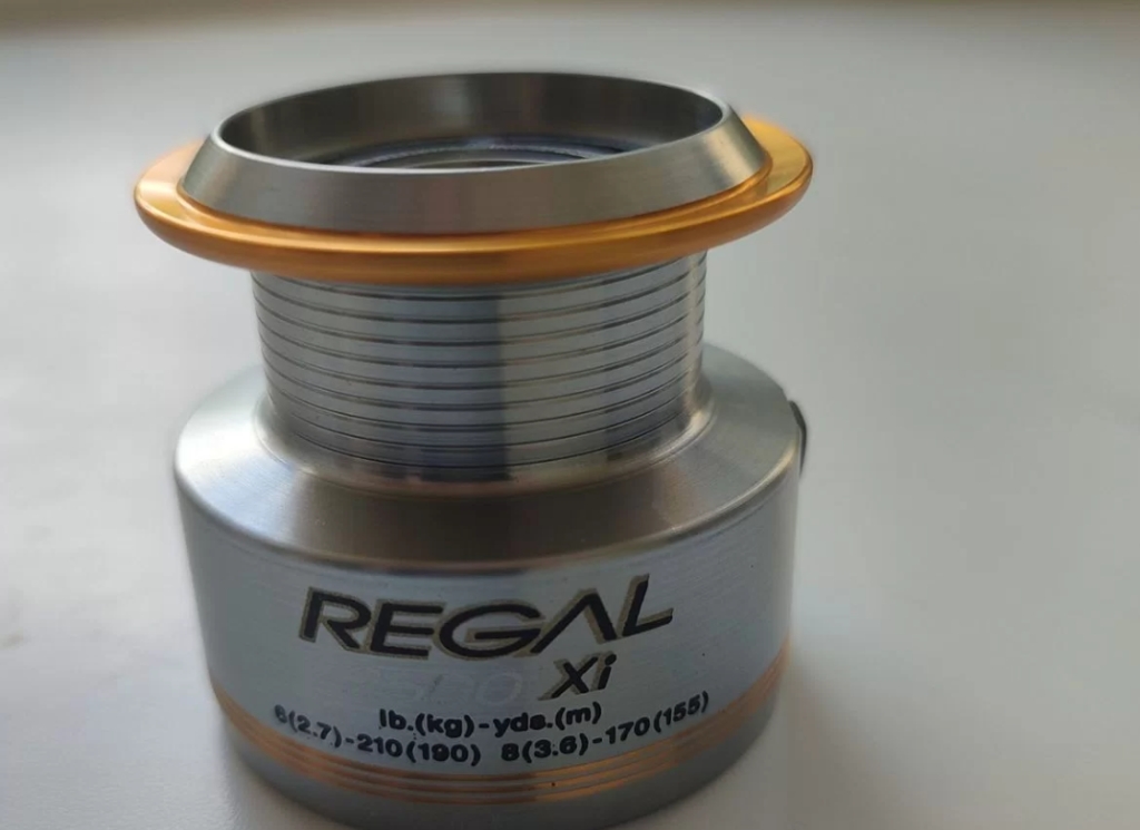 Шпуля для катушки daiwa regal XL 2500