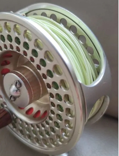 Нахлыстовая катушка daiwa 4-5 класс