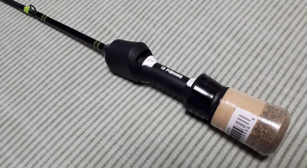 Удилище зимнее на хищника