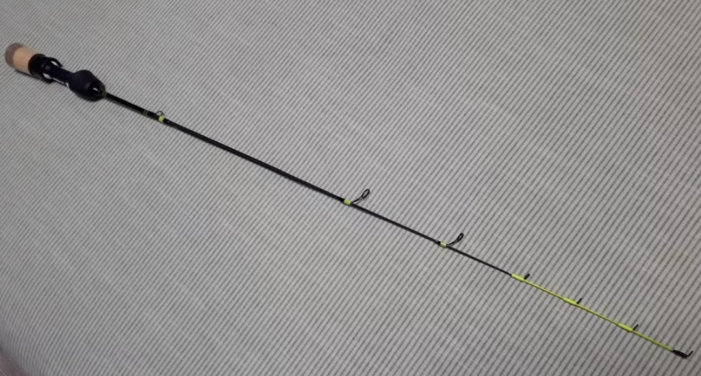 Удилище зимнее на хищника