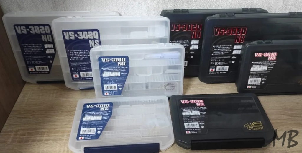 Коробка рыболовная Meiho Versus