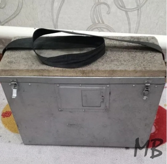 Зимний рыболовный ящик СССР