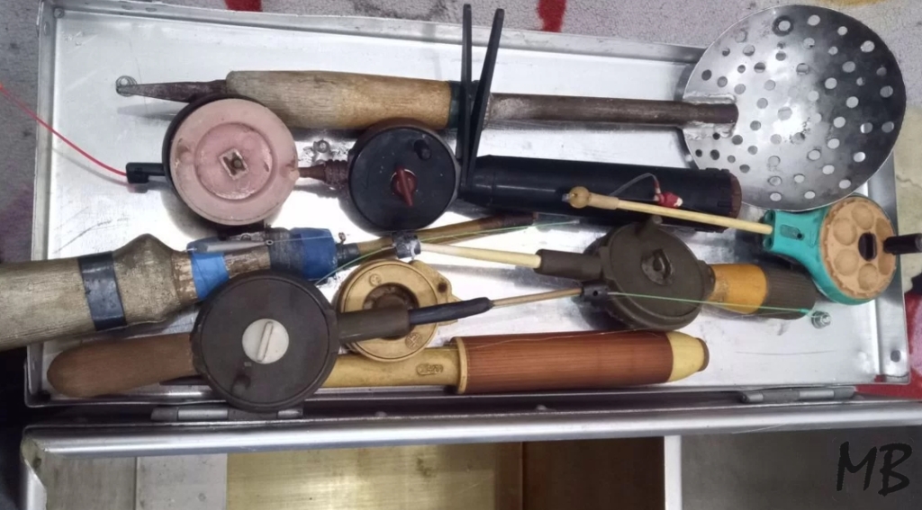 Зимний рыболовный ящик СССР