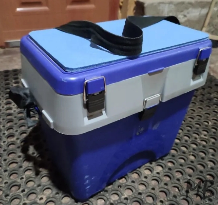 Зимний рыболовный ящик бу